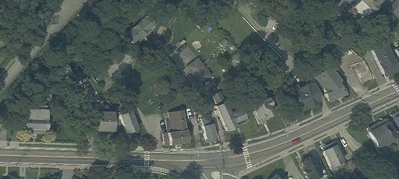 Updated Apartment Near Newton Center
