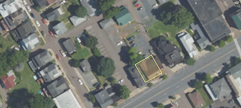 Versatile Mixed-Use Property with Parking