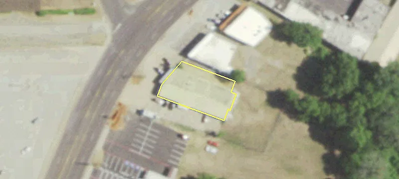 Versatile Commercial Property Near Highway