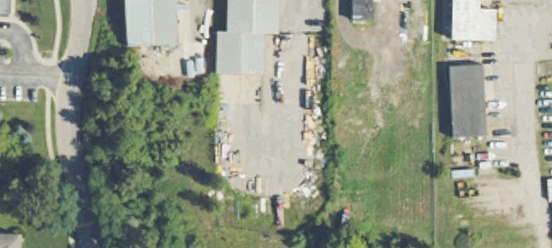 Multi-Tenant Industrial Building For Sale