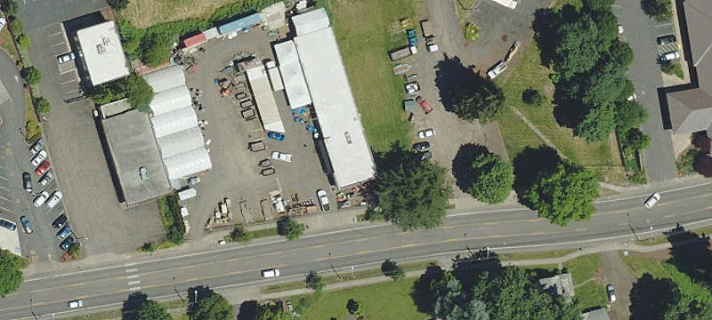 Retail Space Available For Rent