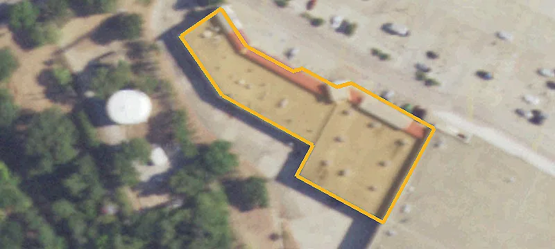 Retail Space on Airport Freeway