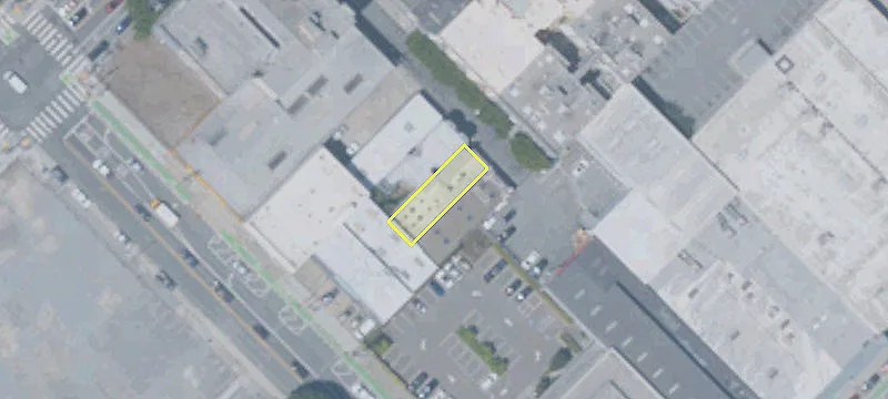 SOMA Freestanding Creative Building