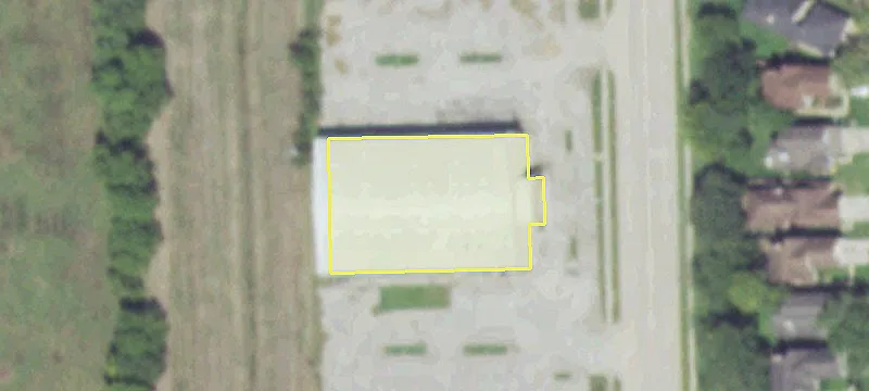Commercial Building on Unrestricted Acres