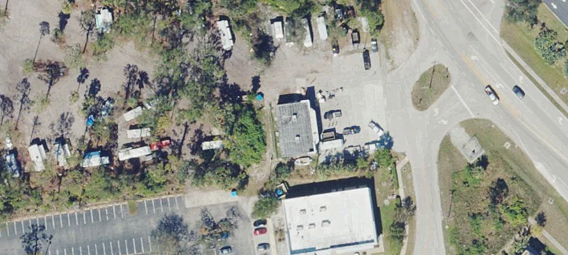 Former C-Store on Slater Road