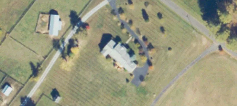 Equestrian Farmette with Custom Barn