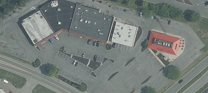 Versatile End-Cap Space in Hagerstown