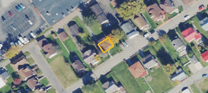 Corner Lot Near City Amenities