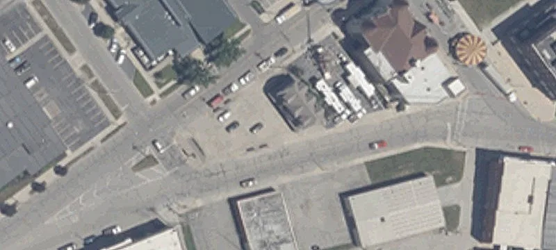 Versatile Commercial Building with Parking