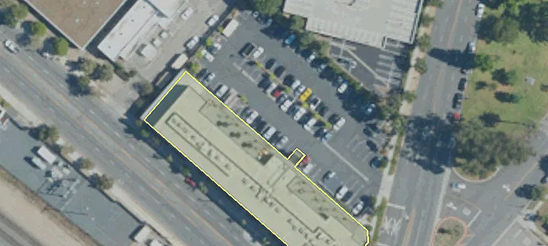 Creative Office/Industrial Building For Sale