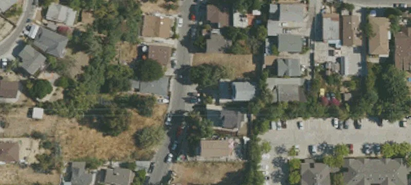 Residential Land Close to Freeways