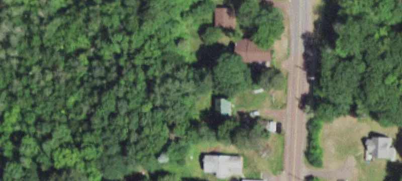 Spacious Storage Building Near Highway