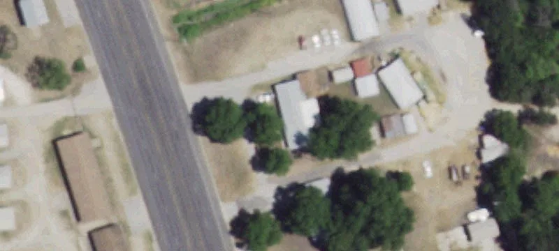 Versatile Commercial Property on Acreage