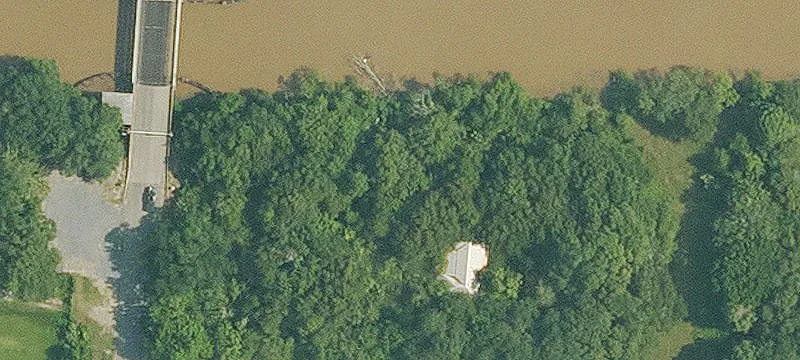 Waterfront Land on Belle Place