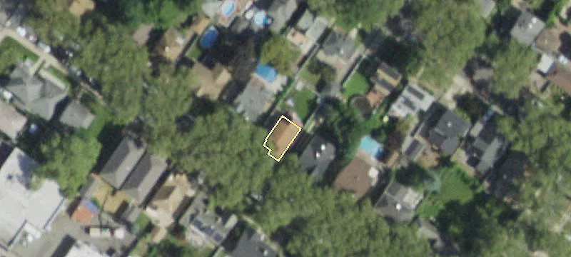 Two-Family Home in New Dorp