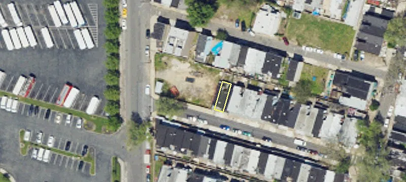 New Duplex Near Schuylkill River
