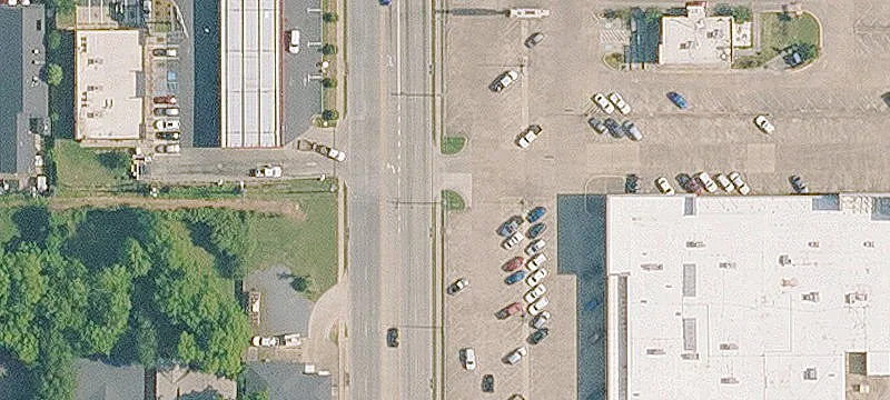 Retail/Office Space on Youree Drive