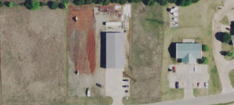 Small-Bay Industrial Property with Office
