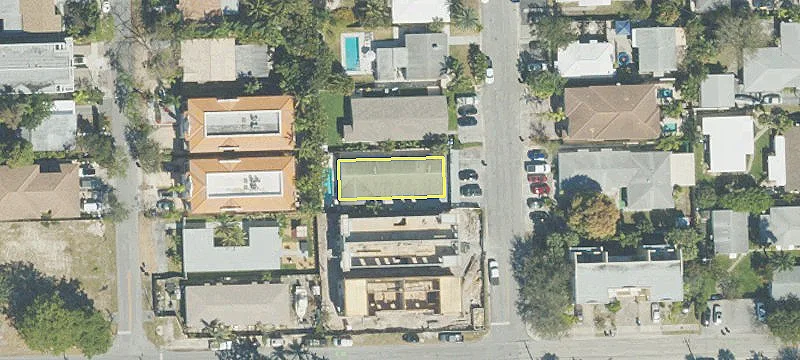 Turnkey Furnished 4-Plex with Pool