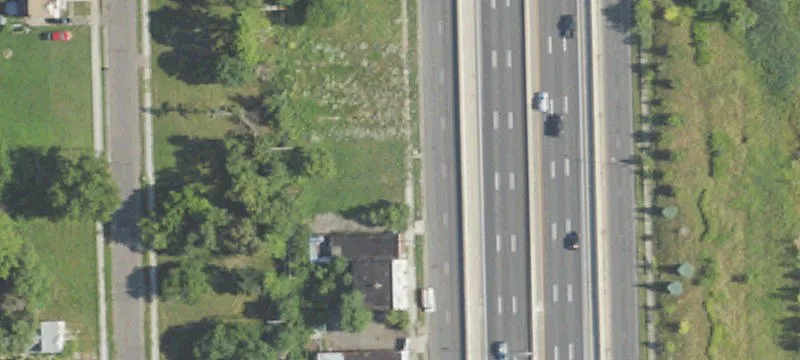 Land Site Zoned B4