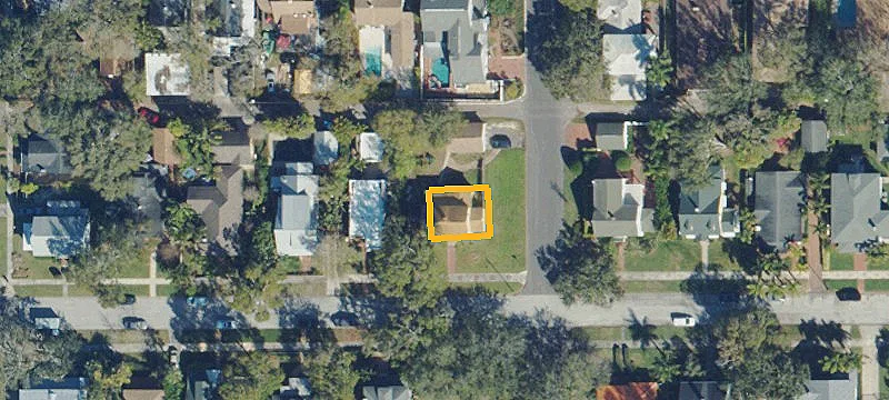 Oversized Corner Lot in Northeast