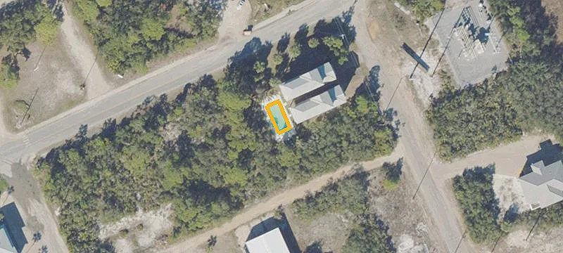 Land in Lighthouse District