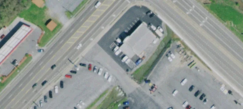 Dominant Corner Location with Adaptable Space
