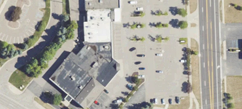 Retail Space in Clarkston Plaza