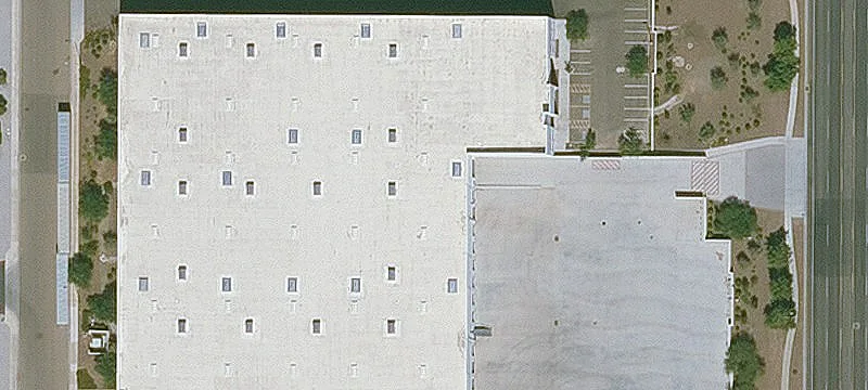 Phoenix Distribution/Manufacturing Facility For Lease