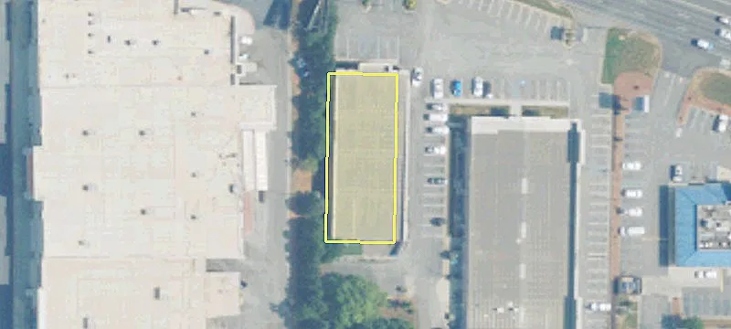 Retail Space Available For Rent