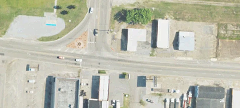 Commercial Storefront in Central Opp