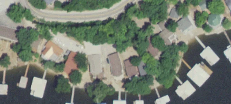 Lakefront Homes with Resort Amenities