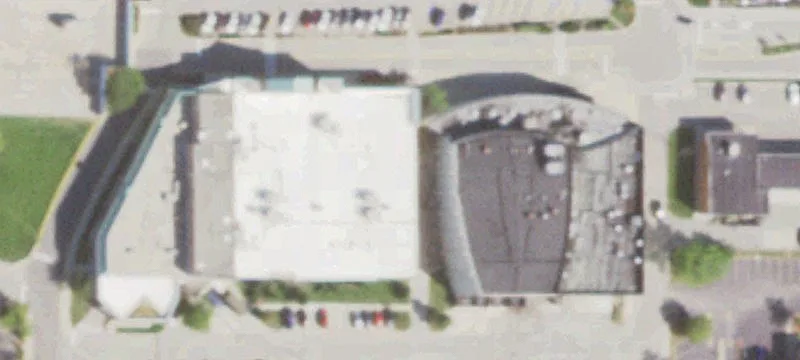 Retail Space on Golf Road