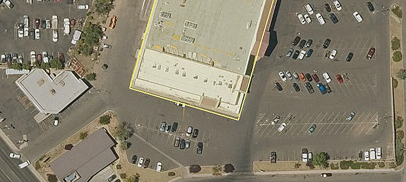 Retail Space in Willow Creek Plaza