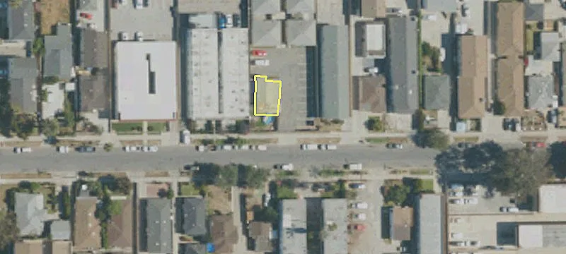 Multifamily 5-Unit Compound For Sale