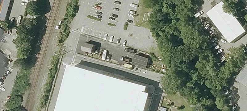 Versatile Commercial Garage with Yard