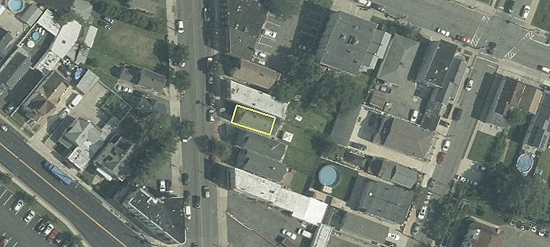 Convenient Office Unit For Sale