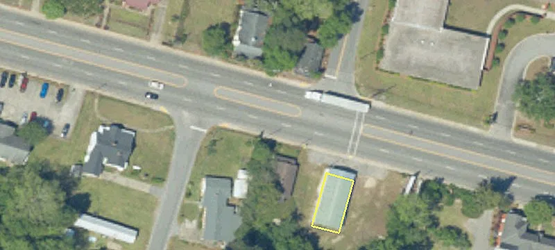 Commercial Land Near High-Traffic Corridor