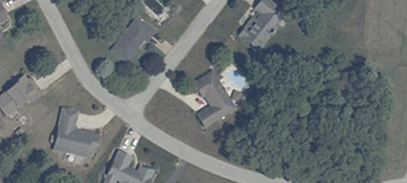 Residential Land Next to Tee