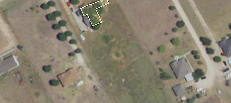 10 Acres Outside Ferris, TX