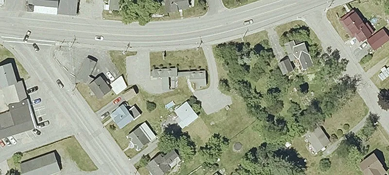 Commercial Space with Paved Parking