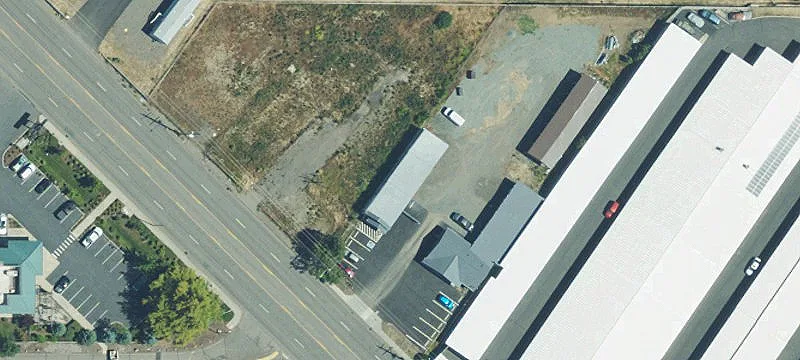 Highway Commercial Property with Versatility