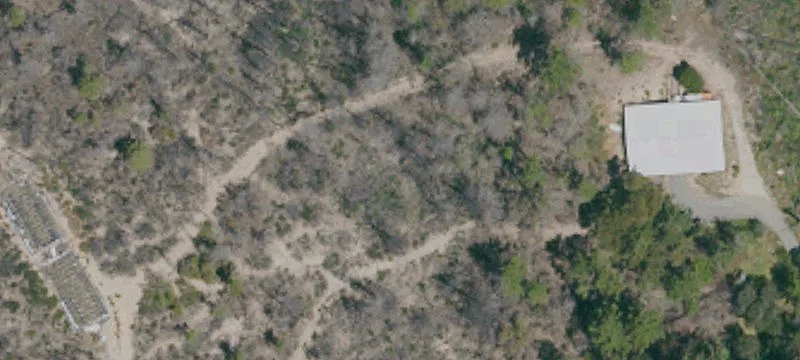 Private Acreage with Workshop and Plans