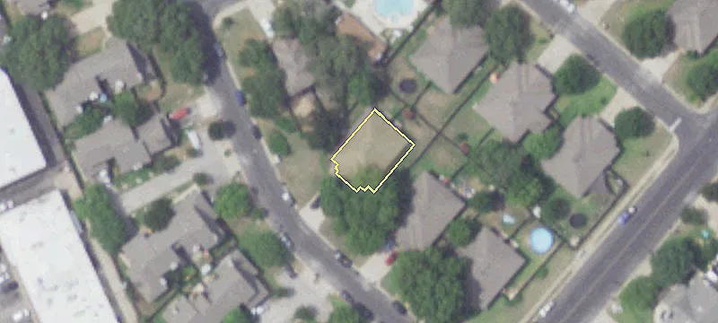 Austin Duplex in Excellent Condition