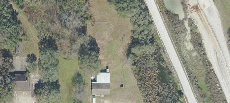 Office/Warehouse on Commercial Property