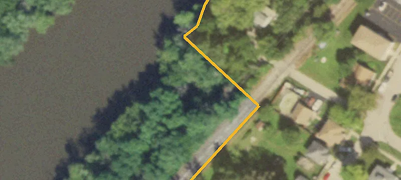 Fox River Waterfront Land