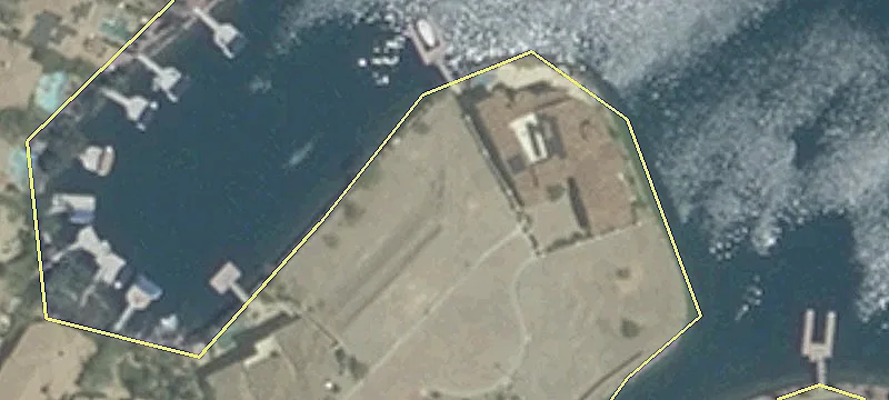 Land in South Shore