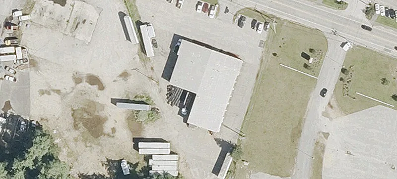 Automotive Repair Bay with Office