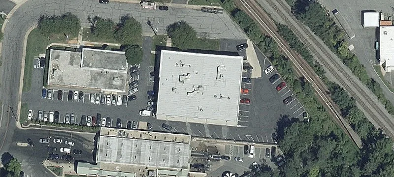 Freestanding Flex & Warehouse Building