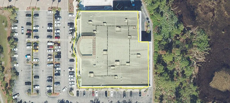 Retail Space with Exceptional Highway Frontage